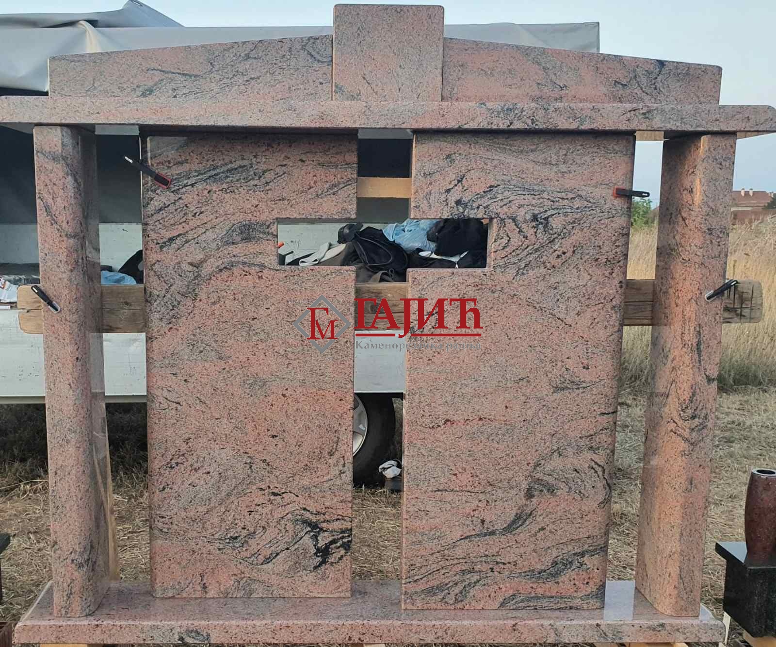 Broj: 310 - www.gajicgranit.rs